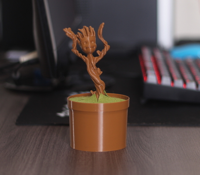 Maker: Dancing Groot